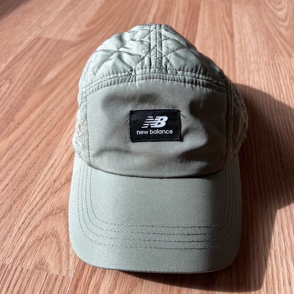 New Balance Baseball Hat - Picture 1 of 5